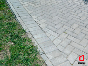 Adoquines intertrabados rectos